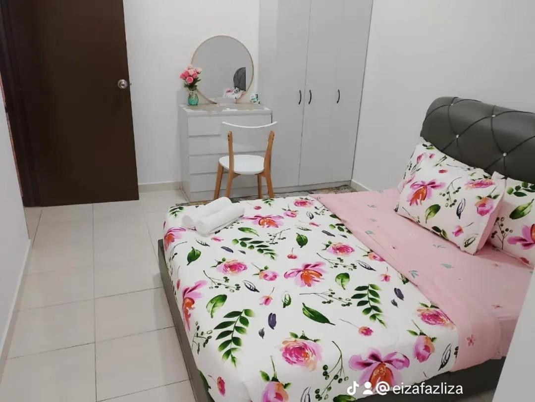 Fazlizasuite Homestay @ Teluk Kemang-Muslim Preferred พอร์ตดิ๊กสัน ภายนอก รูปภาพ